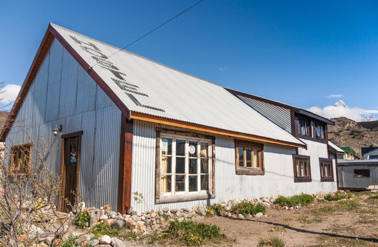 Refugio Chalten Hostel Эль-Чальтен Экстерьер фото